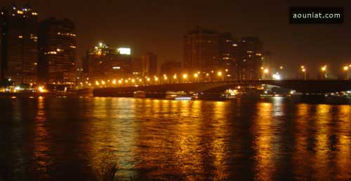 القاهرة و النيل ليلا